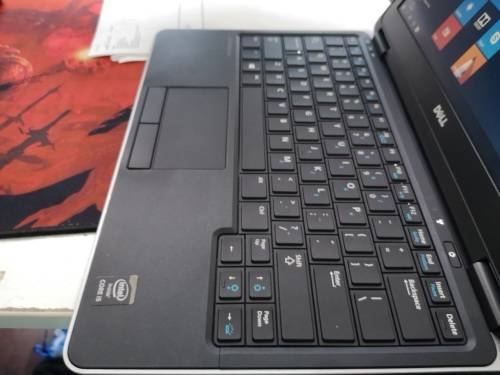 LIMITED EDITION**ULTRABOOK**DELL LATITUDE E7240*i5-4210U*6GB RAM*256GB SSD*BACKLIT KEYBOARD*